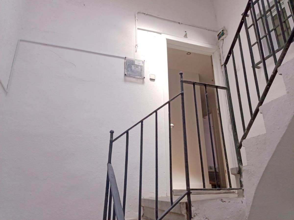Reial 4 Tarragona Apartment Bagian luar foto