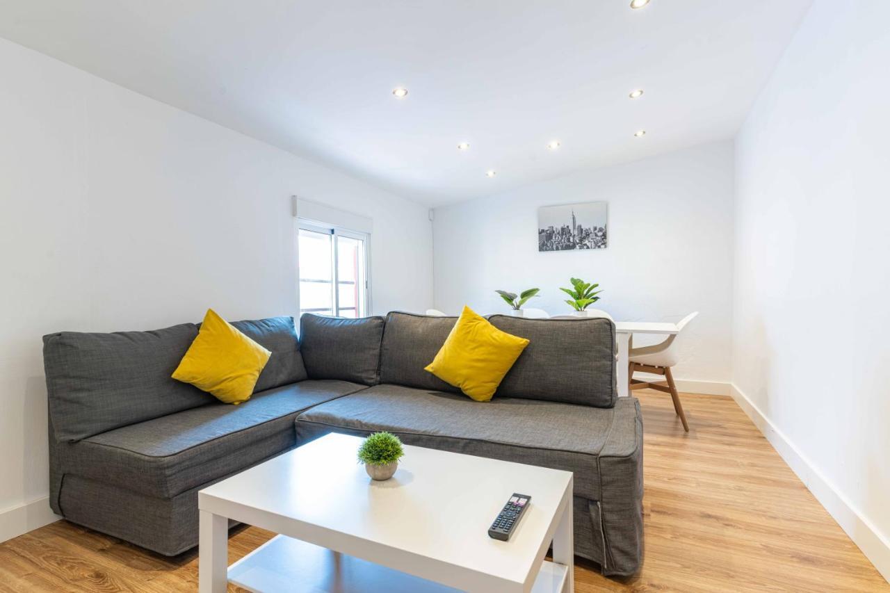 Reial 4 Tarragona Apartment Bagian luar foto
