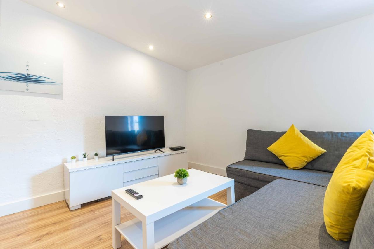 Reial 4 Tarragona Apartment Bagian luar foto