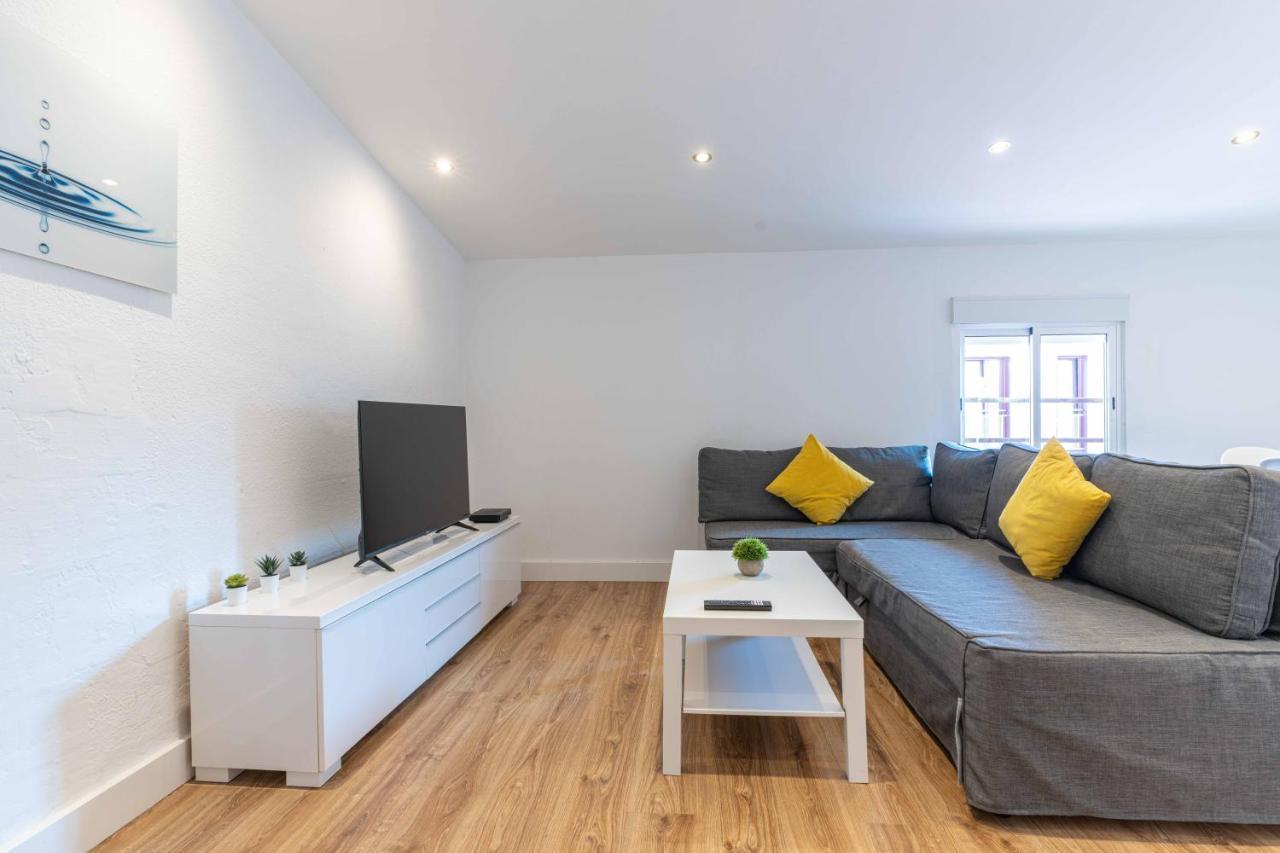 Reial 4 Tarragona Apartment Bagian luar foto