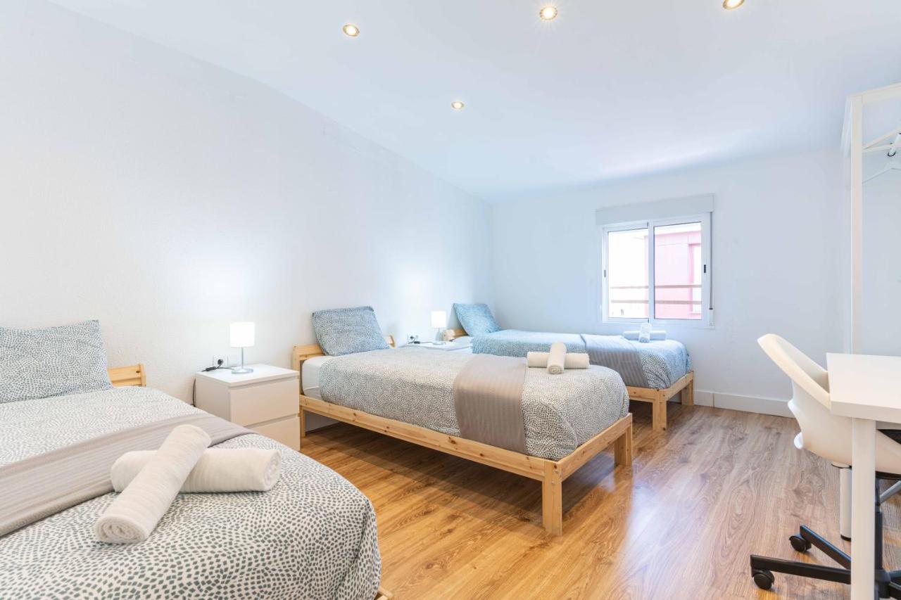 Reial 4 Tarragona Apartment Bagian luar foto