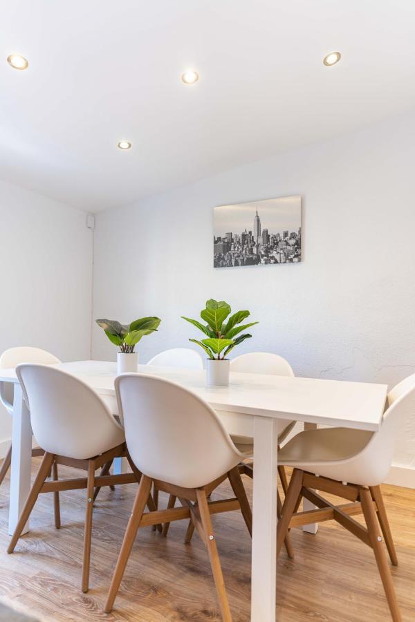 Reial 4 Tarragona Apartment Bagian luar foto