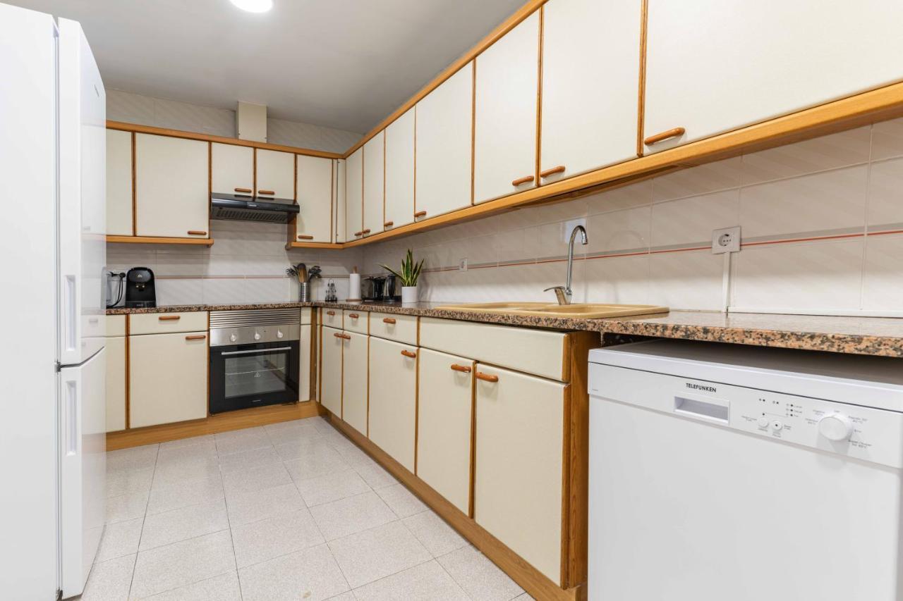 Reial 4 Tarragona Apartment Bagian luar foto
