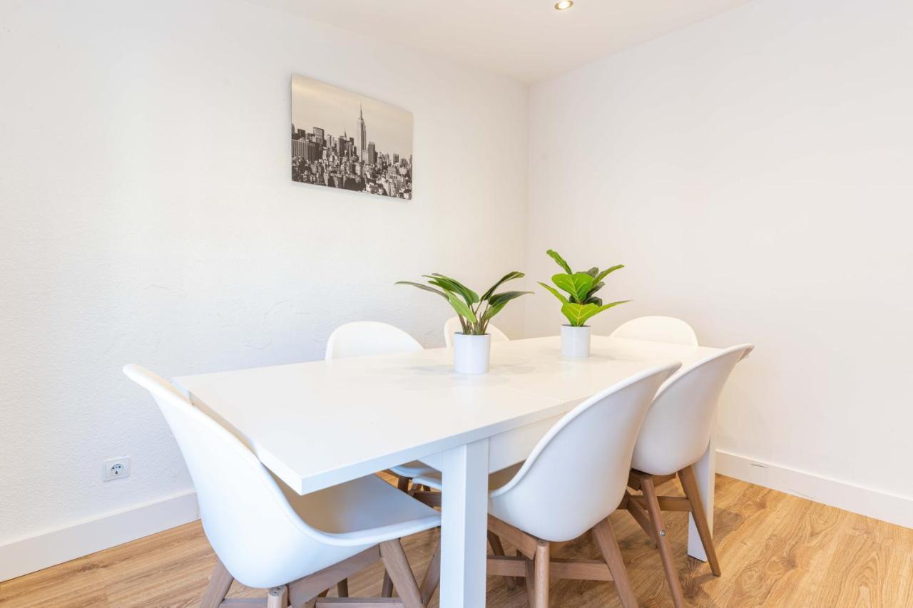 Reial 4 Tarragona Apartment Bagian luar foto