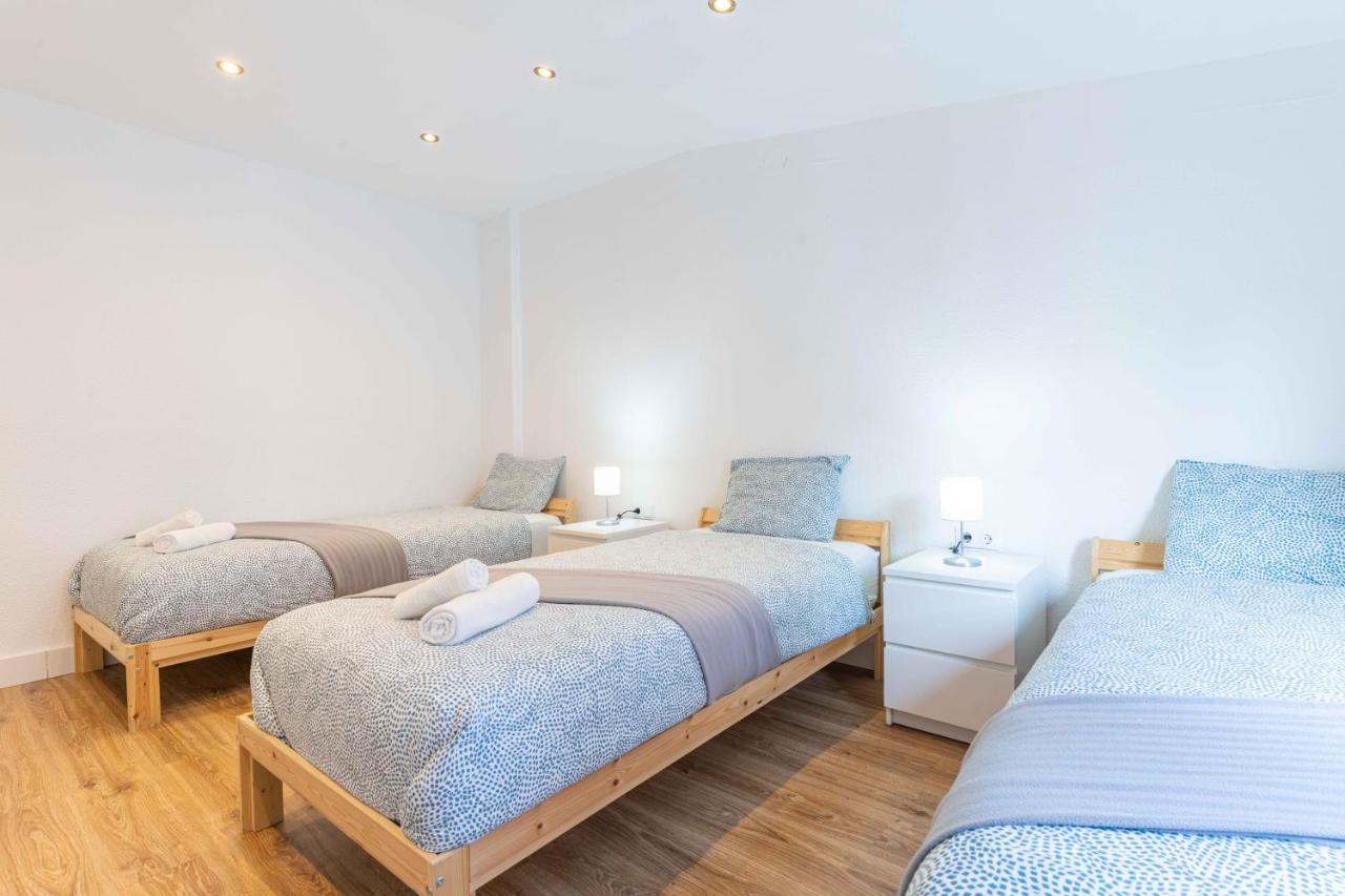 Reial 4 Tarragona Apartment Bagian luar foto